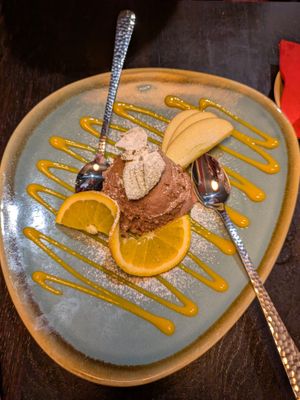 Mousse au chocolat: 4/5

Beautiful and OK taste. at Bodhi in Nuremberg