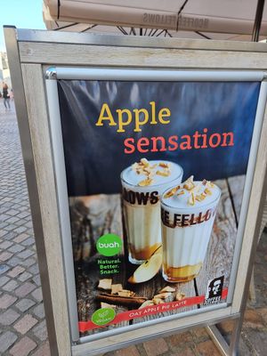Sign at terrace at Coffee Fellows in Trier