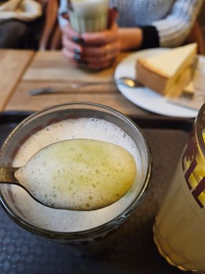 Matcha Oat Latte #Veganuary at Coffee Fellows in Trier