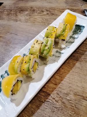Veggie rolls (mango, avocado, pickle) at Higuma in Platja Daro