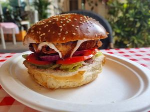 Schnitzel burger at Teva Ha'ochel - Hummus Tov in Kfar Saba