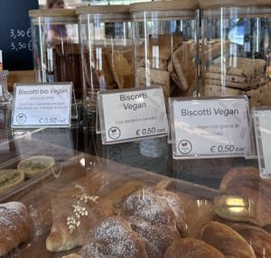 vegan cookies  at Cortinovis Dolci e Gelati in Milan