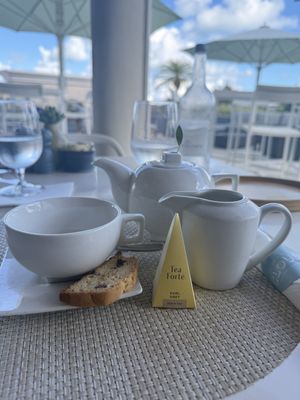 Tea (was automatically served w/a non-vegan biscotti)  at The Cloud in Hamilton