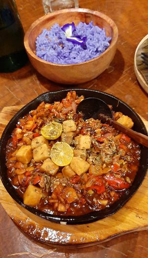 Sisig at Daos Beach Bistro - Haruhay Eco Beach Tavern in Camiguin