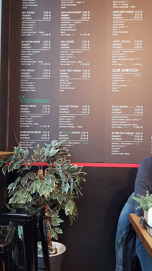 Vegan-friendly menu at Pops Burger & Sportsbar – Bad Cannstatt in Stuttgart