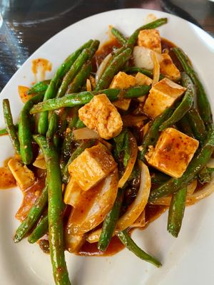 Pad Prig Khing with fresh tofu, veganized at Talay Thai in Palm Desert