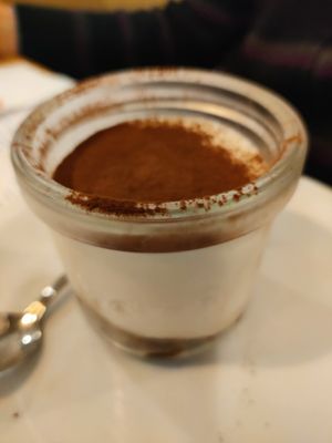 Provamisu at Pit'sa in Bergamo