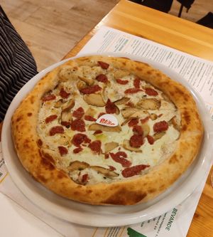 Gorgolosa at Pit'sa in Bergamo