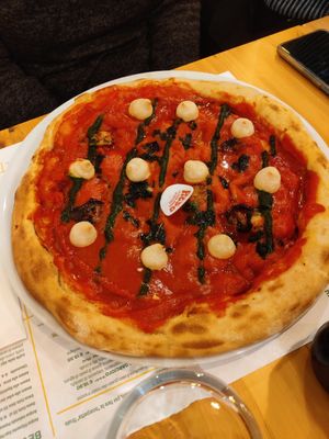 La regina at Pit'sa in Bergamo