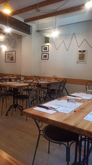 Locale at Pit'sa in Bergamo