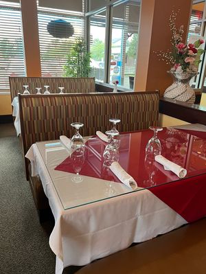 Curry & Grill: Inside  at Green Chili Indian Restaurant in Dayton