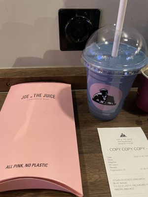Blue Magic Smoothie & Avocado Sandwich.  All packaging is biodegradable/ compostable.  No plastic.  Plugs are nice to have and lots of seats.   at AMS - Joe & The Juice - Lounge 3 in Schiphol