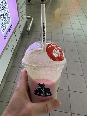   at AMS - Joe & The Juice - Lounge 3 in Schiphol