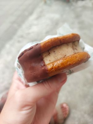 Peanut butter ice cream sandwich at Kind Koko in Gianyar