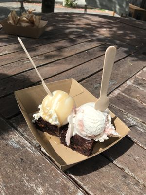 Warm Choc brownie w. 1 scoop caramel and 1 scoop strawberry swirl 🤤👌🏼  at Little Liberty Creamery in Inglewood