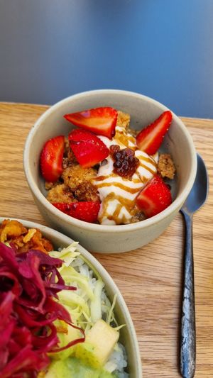 Mention spéciale pour ce crumble qui était particulièrement delicieux ! at AME Café in Lyon