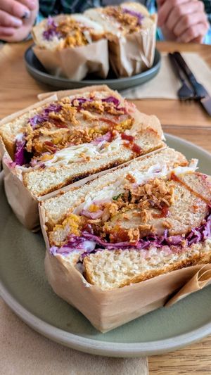  at AME Café in Lyon