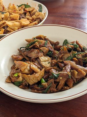 Crispy 'duck' Thai basil 🔥🔥🔥 at Sen J - เส้นเจ in Kanchanaburi