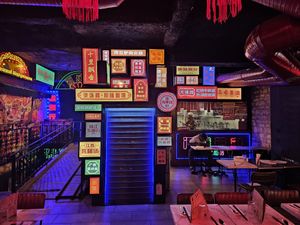 Just look st this place, beautiful! at Trantranzai in Paris