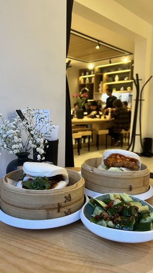 Vegan bao buns & cucumber salad   at Mamma Bao in Munich