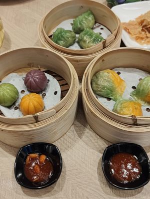 dim sum spread at D'Life Signature 蔬品軒 - Chinatown Pt in Central Singapore