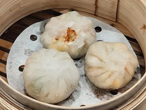 crystal corn dumplings at D'Life Signature 蔬品軒 - Chinatown Pt in Central Singapore