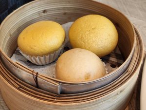 Lava bun at D'Life Signature 蔬品軒 - Chinatown Pt in Central Singapore