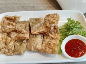 Crispy yuba at D'Life Signature 蔬品軒 - Chinatown Pt in Central Singapore