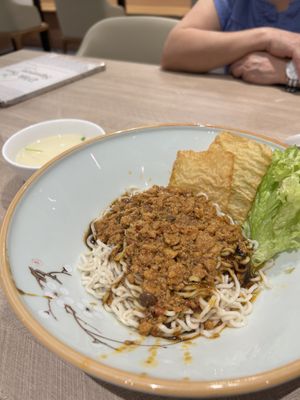 Dan Dan noodles  at D'Life Signature 蔬品軒 - Chinatown Pt in Central Singapore