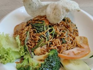 Mak Mak goreng at D'Life Signature 蔬品軒 - Chinatown Pt in Central Singapore