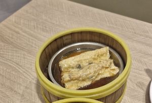 Beancurd rolls at D'Life Signature 蔬品軒 - Chinatown Pt in Central Singapore