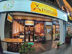 Aroma's  at Aroma's in Central Singapore