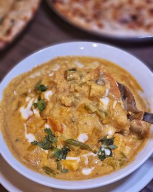 3 at Aroma's in Central Singapore