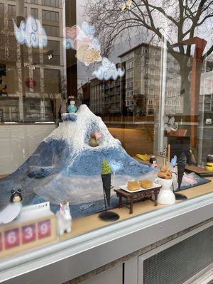 Shop front   at Bing Go in Dusseldorf