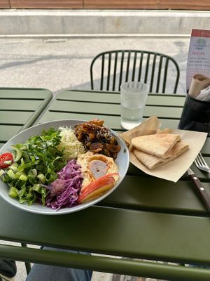 Humus bowl with pita bread at Sound Kitchen - 사운드키친 in Seoul