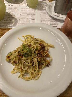Fettucine ao molho de castanhas e cogumelos   at Camarões Restaurante in Natal