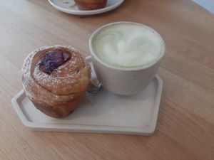 Mini krafin with blueberry filling + matcha latte at Krafin in Prague