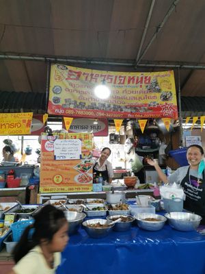 All vegan street food - delicious!  #Veganuary at Youta Vegan Foods in Bangkok