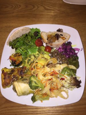 Lost track of time went on happy cow & found DaTerra an all vegan restaurant in the heart of Matosinhos, Portugal. Very Nice buffet hot & cold large variety good prices check it out Viana Vegans recommended  at DaTerra - Matosinhos in Matosinhos