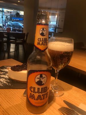 Club maté and cheesecake at DaTerra - Matosinhos in Matosinhos