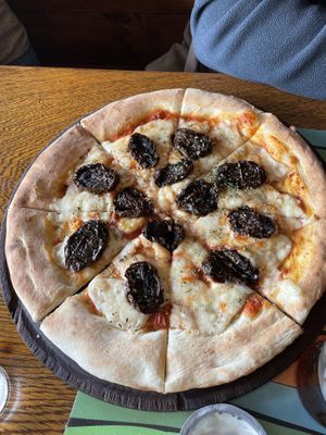 Pizza con queso vegano  at Patagonicus in El Chalten