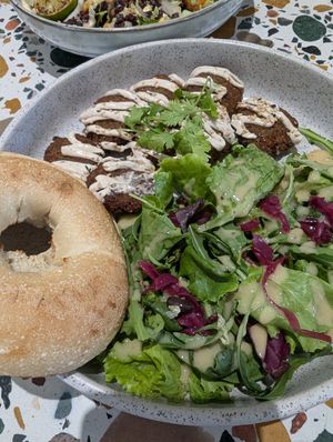  at Circle Café - Jumeirah Islands in Dubai