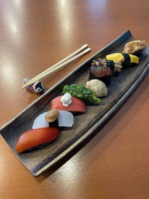 9 Nigiri Course   at Chirashiya - ちらし寿司のちらしや  in Kamakura