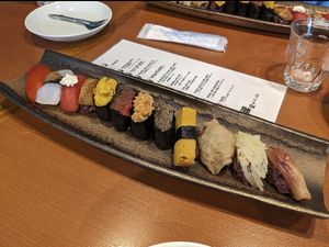 12 piece sushi set at Chirashiya - ちらし寿司のちらしや  in Kamakura