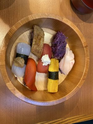   at Chirashiya - ちらし寿司のちらしや  in Kamakura