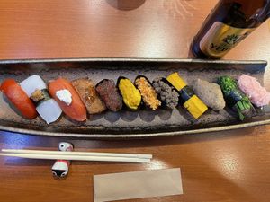 egg sushi, tuna sushi, eel sushi, sermon's eggs sushi and many many other sushi all cooked by veggies. So great☆彡  at Chirashiya - ちらし寿司のちらしや  in Kamakura