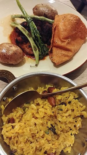 Tikka Masala - it looks really nice, but actually tastes a bit average to me. Somehow, there is a lot of spice, yet bland at the same time... at Nectar in Hong Kong Island