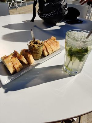 Bread with olive tapenade at Floe in La Plagne-tarentaise