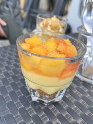 Peach lemon cream dream  at Floe in La Plagne-tarentaise