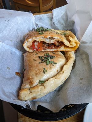 Calzone special at Pig Minds Brewing in Machesney Park